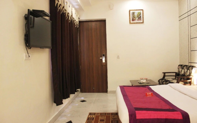 OYO 1180 Hotel Kartikay – Guest Rooms – Hisar