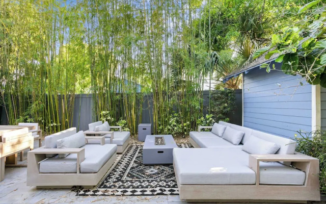 Sunset Bungalow With Hot Tub - 6ppl