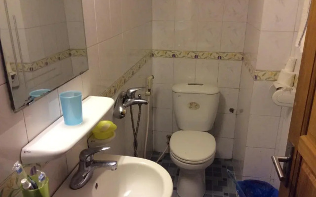 Hong Anh Hotel 3F
