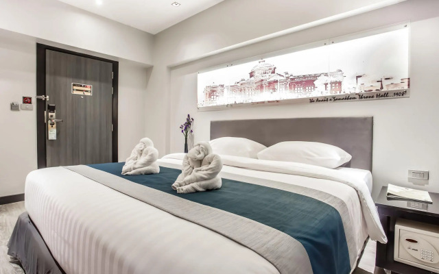 Nouvo City Hotel