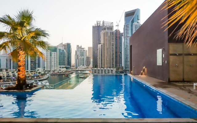 Maison Privee - Modern Luxury Apt w/ Spectacular Dubai Marina Vws