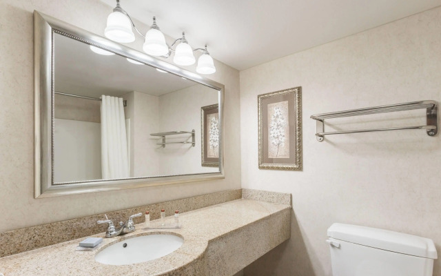 Wingate by Wyndham - Joliet