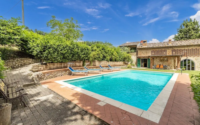 Villa Ademollo with Pool in Chianti Hills