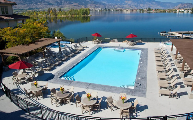 Walnut Beach Resort
