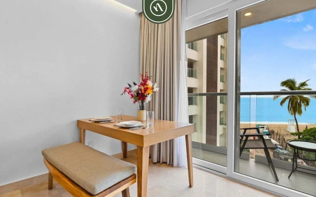Brand New Oceanview Studio - Pools - Beach - Gym