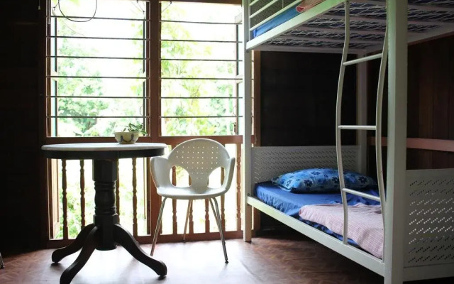 Titi Teras Village House