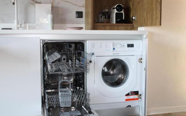 INO II Domus by Amigdalokefali Elafonissi