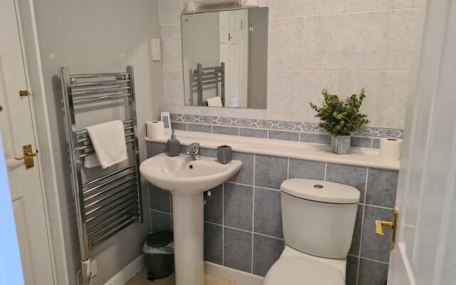 10 Valley View Lodge