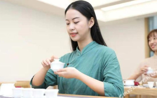 Yixicha Mingsu Hotel