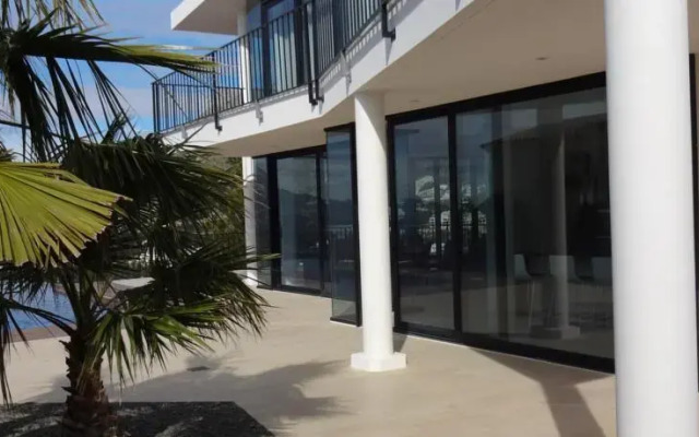 Villa of glass Altea hills