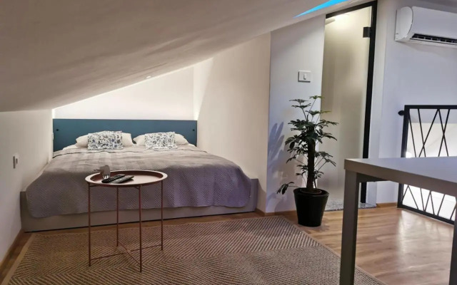 Rainbow apartment, Koper