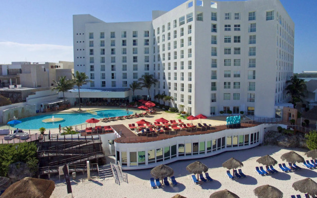Sunset Royal Beach Resort - All Inclusive