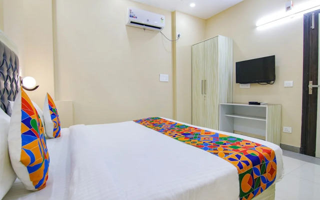 FabHotel Ashok Vihar
