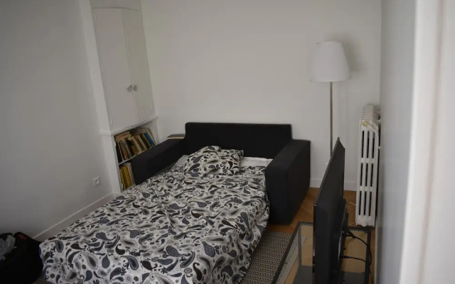 Charming 1 Bedroom Apartment With Balcony