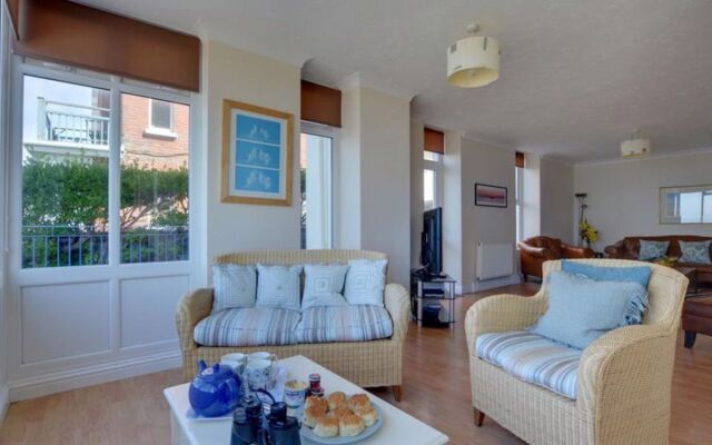 1 Devon Beach Court
