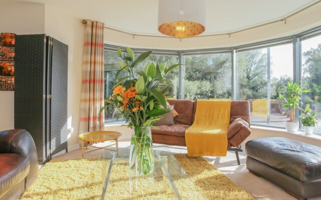Royal Apartment Upper Lisburn Road