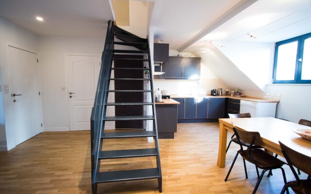 Unit 8 - Charming Loft Apt. Near Avenue Louise