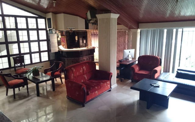 Villa Garza Inn