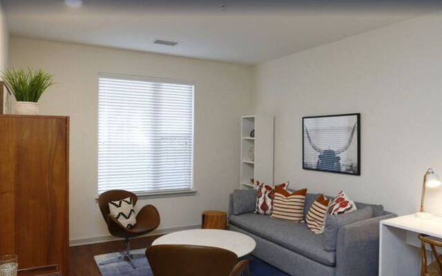 Suite Destination Downtown Austin