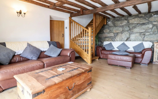 Ty'n-y-ffynnon Cottage