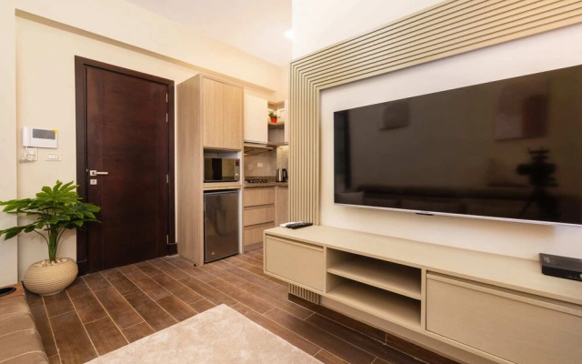 The Serene Suite A Rooftop Studio @ New Cairo