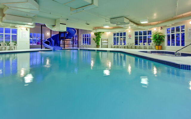 Holiday Inn Express Hotel & Suites Airdrie-Calgary North by IHG