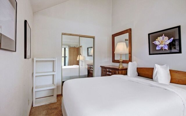 River Mtn Lodge W219