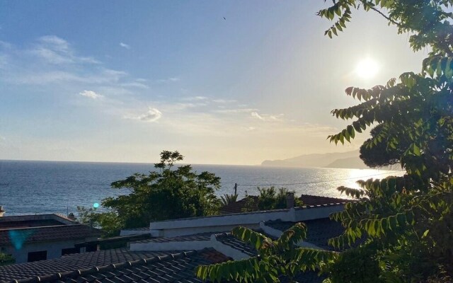 Bilo for 2 pax closed to the beach