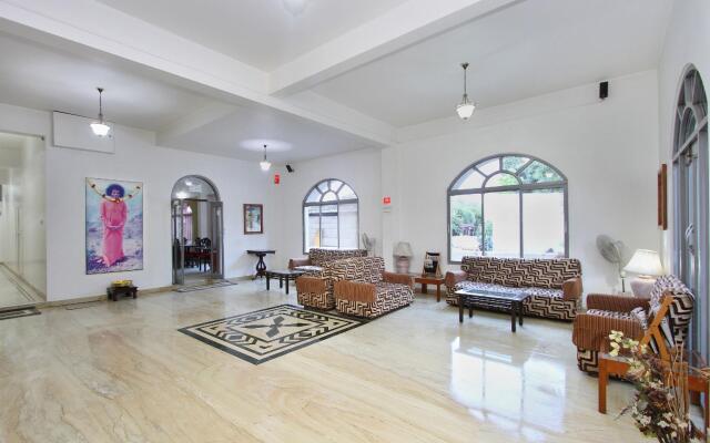 OYO 9419 Manu Residency