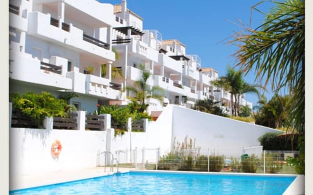 2051-New 3 bedrooms on golf
