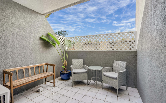 Nelson Towers Motel & Apartments