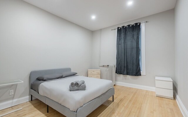 Beautiful 5BR in the HEART of Mile-End