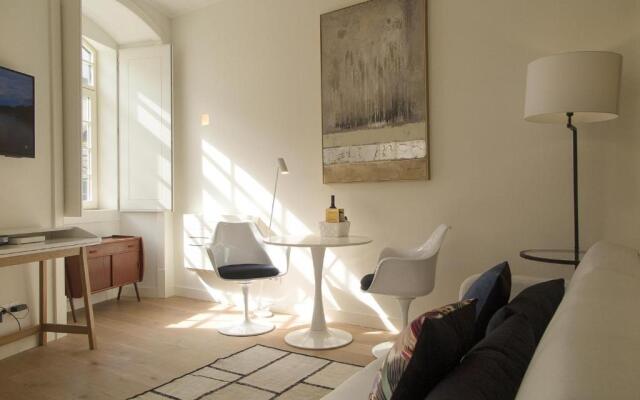 Chiado bright modern apt with ac elevator