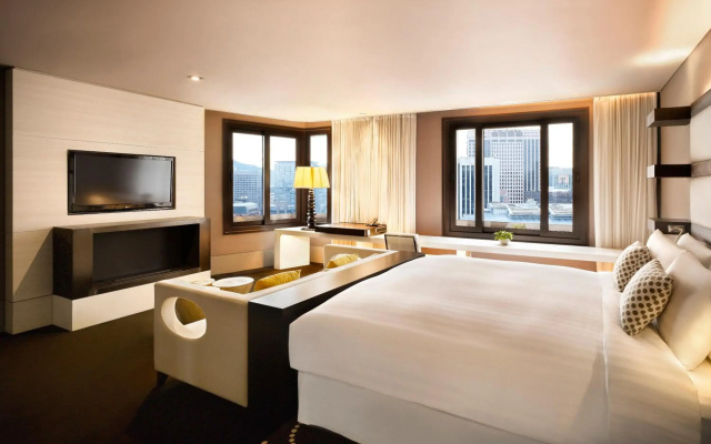 THE PLAZA Seoul, Autograph Collection