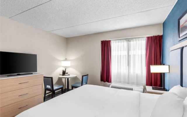 Suburban Studios Charleston - Civic Center