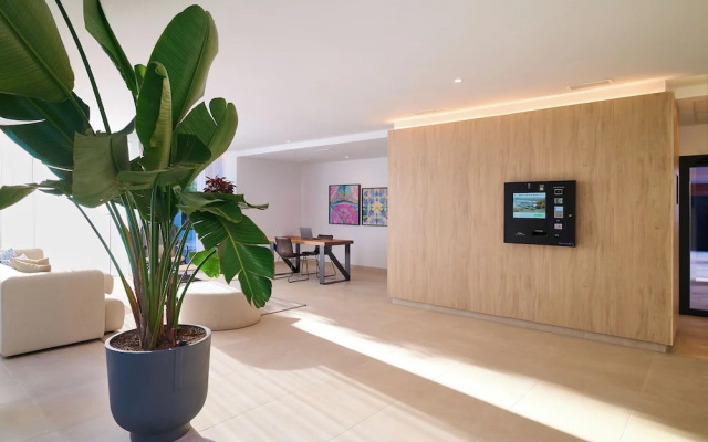 Apartamentos Luna Suites Granada