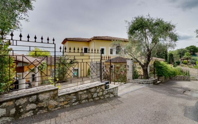 Villa Caliopa