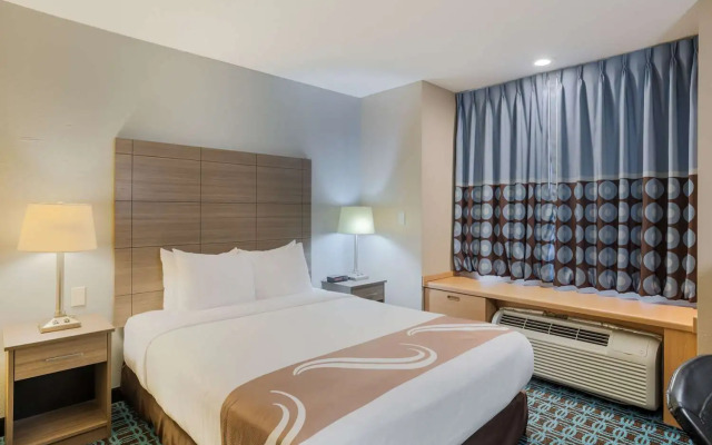 Sonesta Essential Hotels & Suites Kansas City/Blue Springs