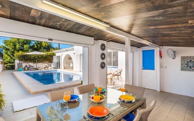 Villa Anais
