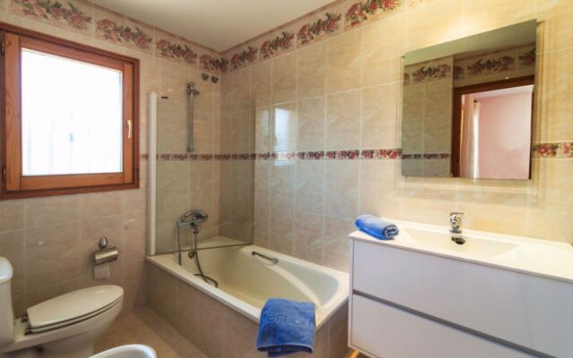 House Miro Calonge