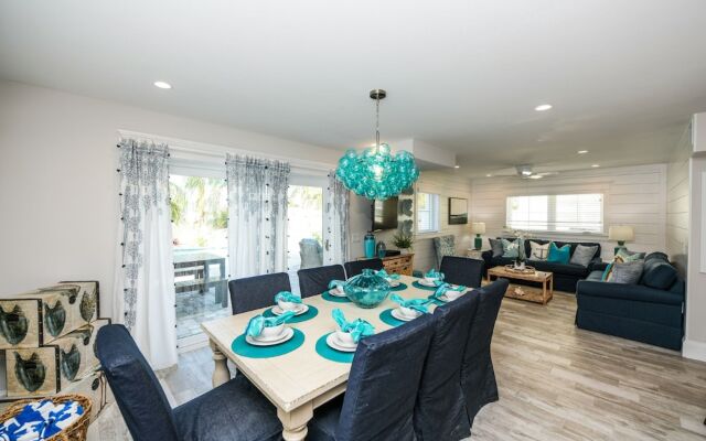 Island House by SKLRP