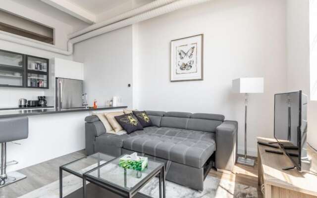 Bee s Loft Free Parking Gym
