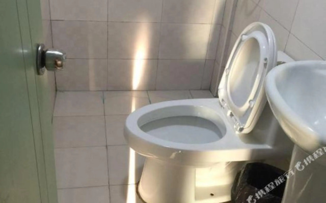 Xiangfu Hostel (Shanghai Handan Road)
