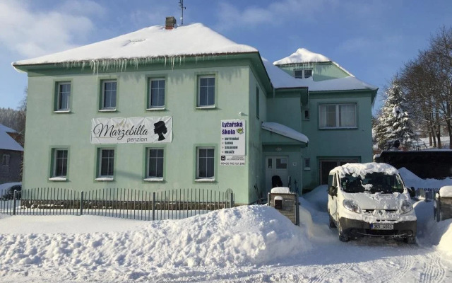 Guest House Marzebilla Pernink