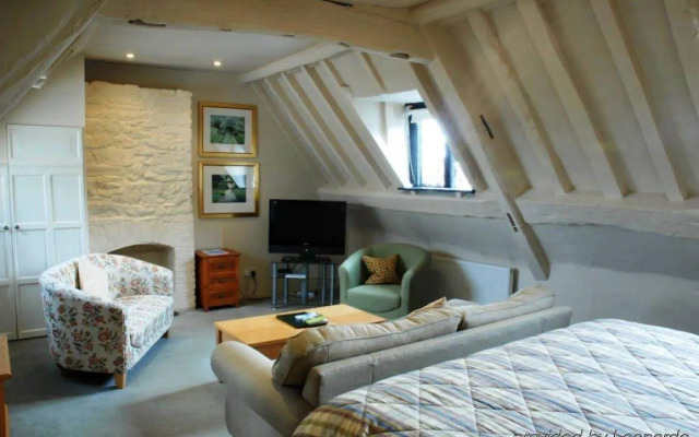 Marlborough Arms Hotel