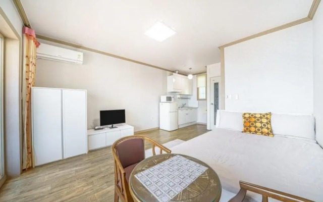 Geojedo New Happiness Pension