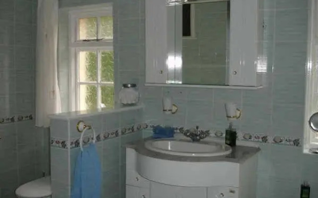 Coach House Cottage