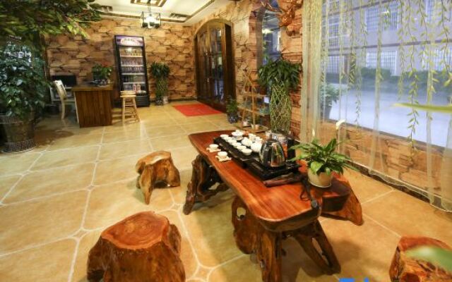 Zhangjiajie Yiluyouni Hostel