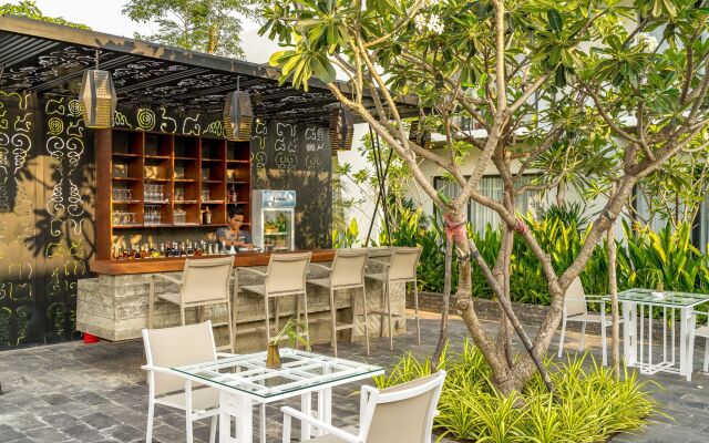 The Villa by Metta