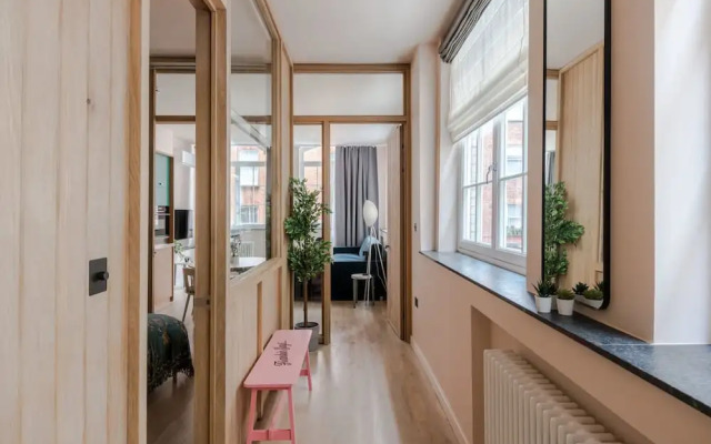 Casa Camisa - Soho - by Frankie Says